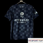 f4f904d08bb6eba16a20d15d.jpg