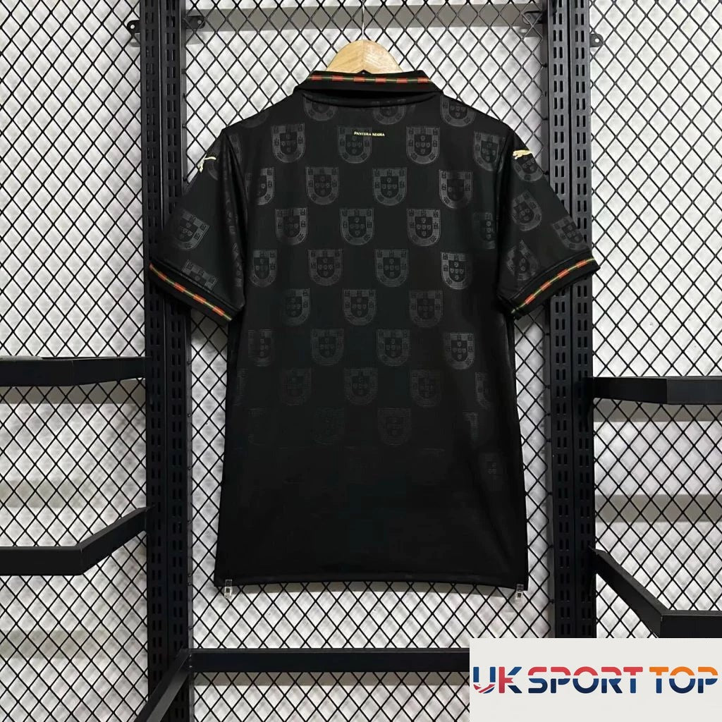camisa-portugal-away-2026-copa-do-mundo-nike-imagem2-webp-89db9d4cd2796004a117659395732377-1024-1024.webp.jpg