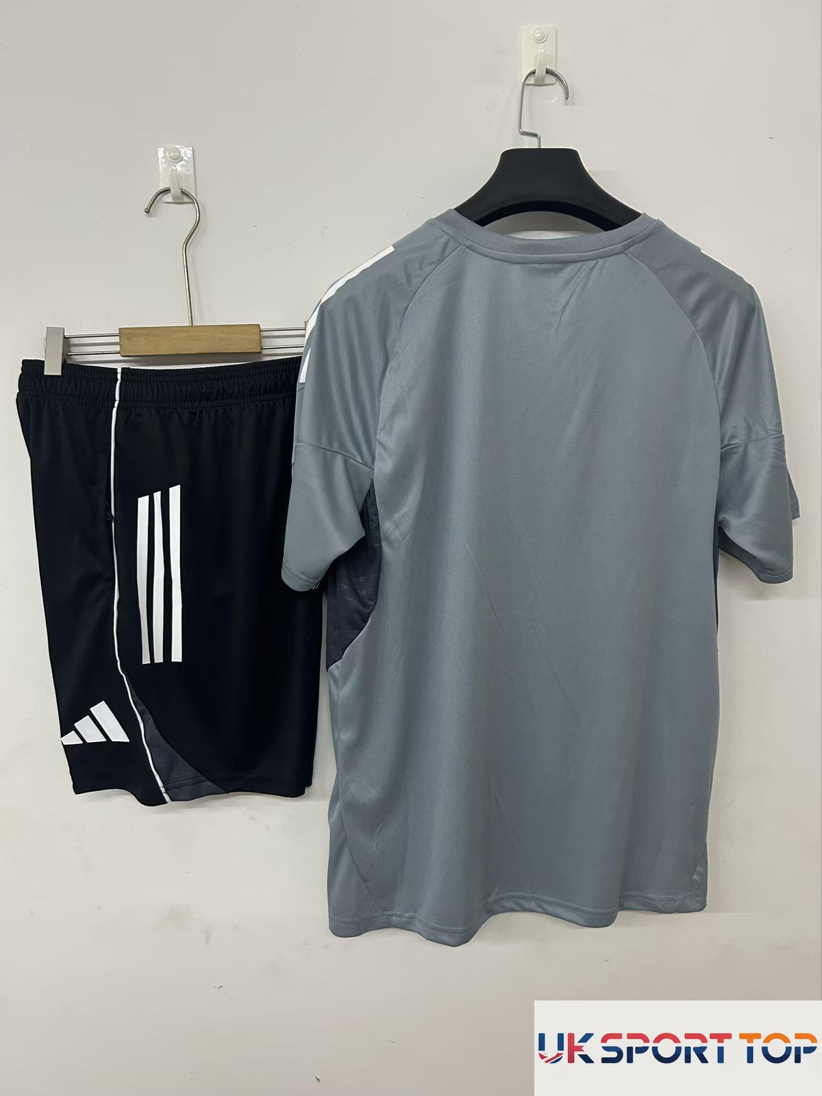 291f1f765ed674d4.jpg