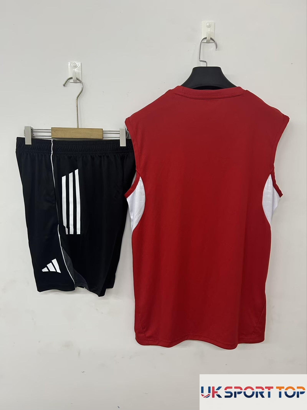 c90db8dbf506bb76.jpg