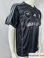 27eefa38202bcc02126e75e5.jpg