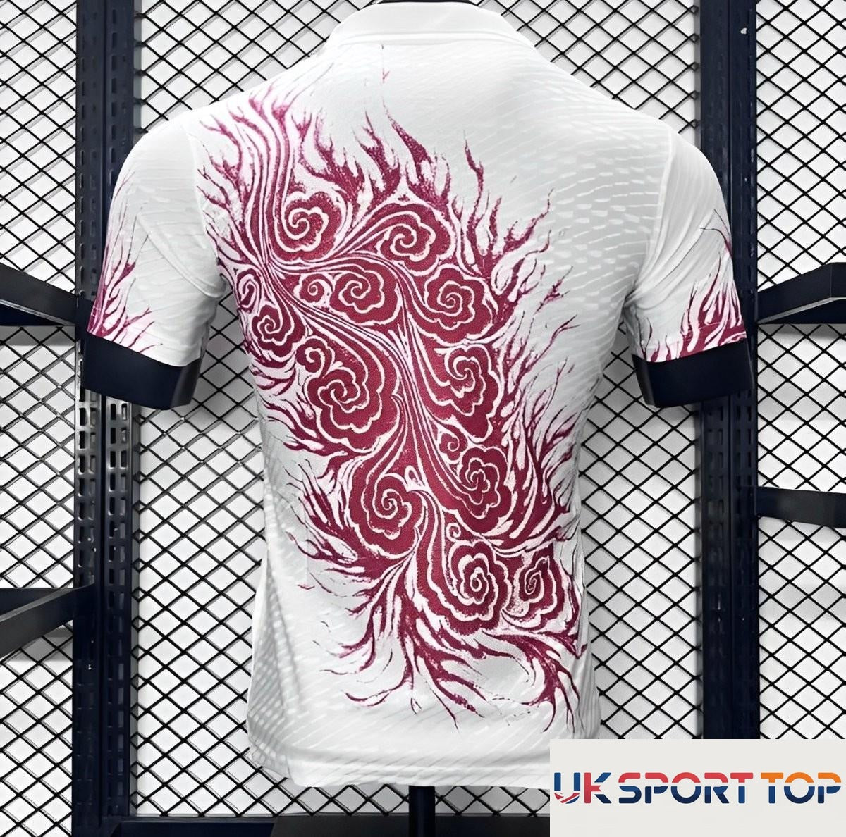 67bedc9b80b576f5fee38260.jpg