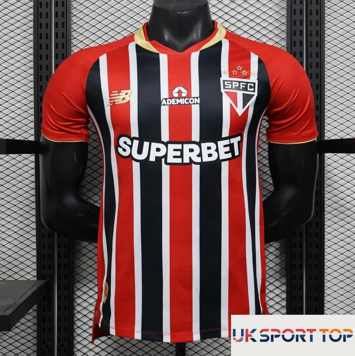 d525a8b5fe9b633be7efc4bd.jpg