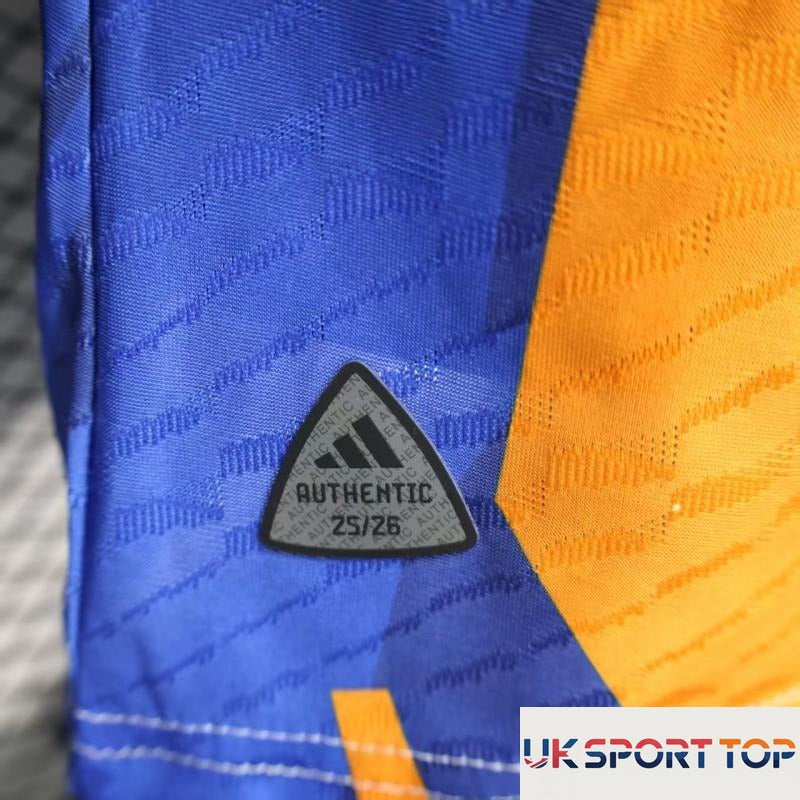 61bab9e2983516db.jpg